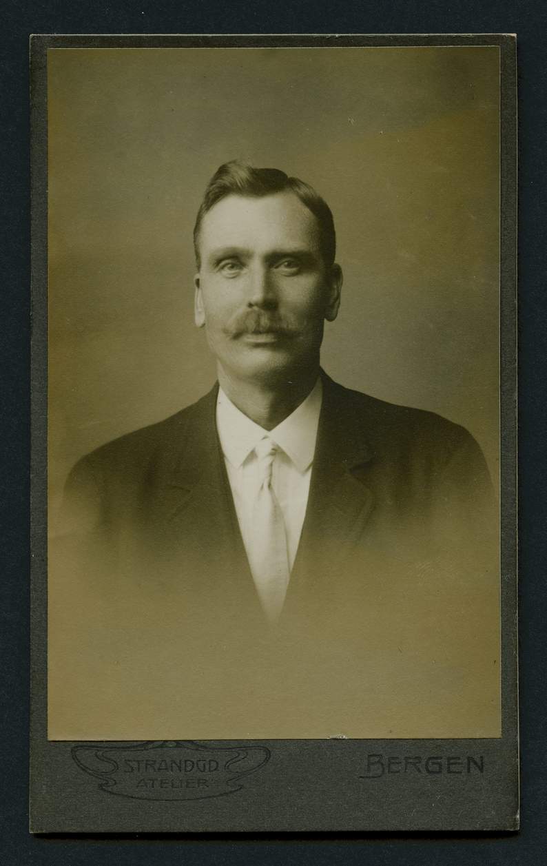 Hyrum Daniel Jensen (1868 - 1954) Profile